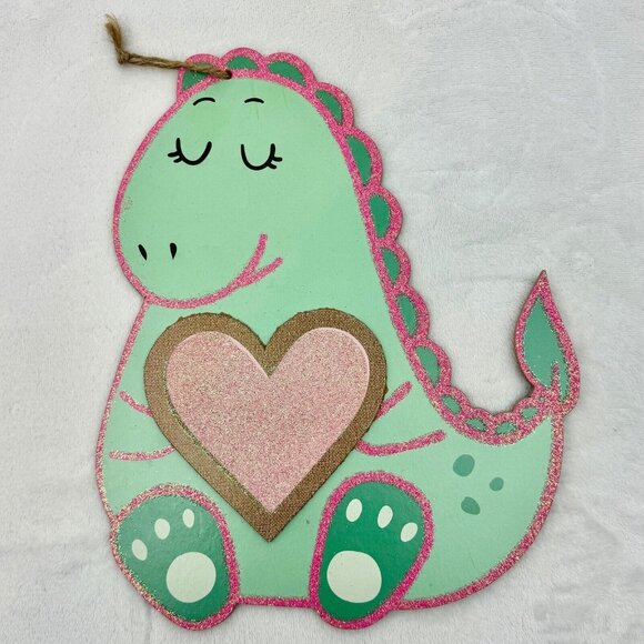 Wooden Cute T-Rex with Heart Wall Hanging Decoration Green with Pink Glitter - Picture 1 of 2